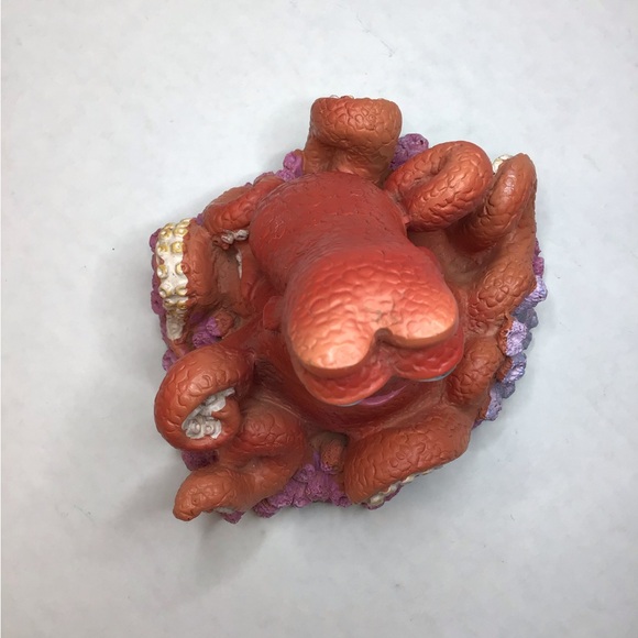 FINDING DORY HANK THE OCTOPUS - Picture 3 of 3